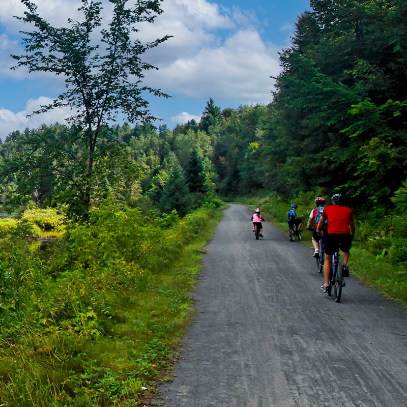 Piste cyclable en nature, Ville de Prévost